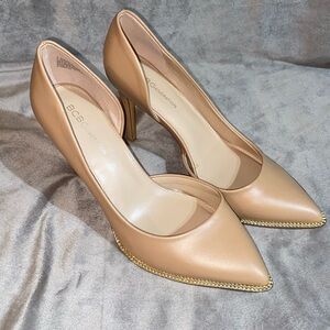 BCBGeneration Women's Harnoy D'Orsay Pump/heel Studded 9.5 🆕